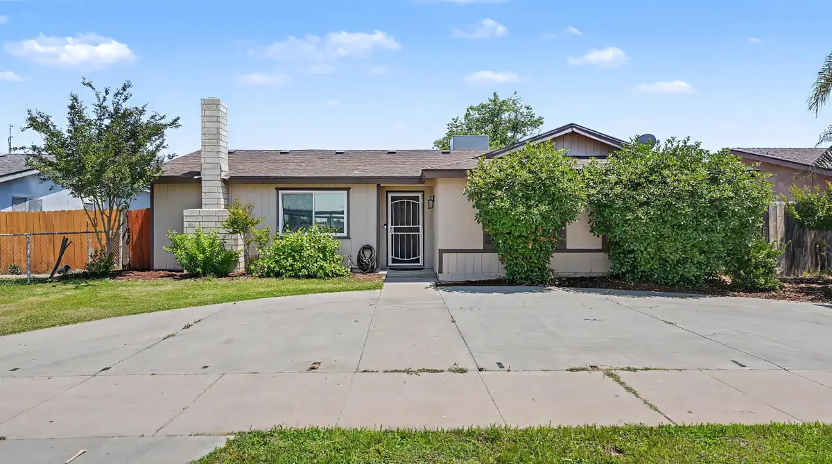 754 N West Street, Tulare, CA 93274 - #1