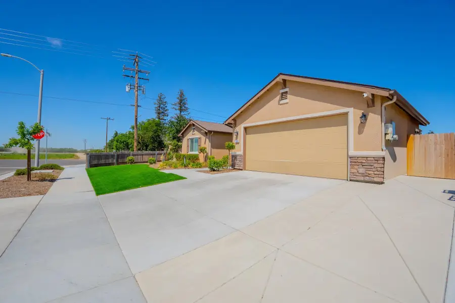 2495 Vintage Place, Hanford, CA 93230 - #3