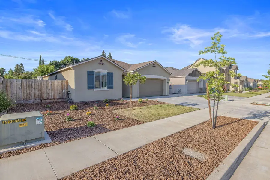 3524 E Harter Court, Visalia, CA 93292 - #2
