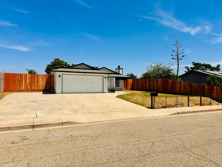 30880 Farr Road, Visalia, CA 93291 - #2