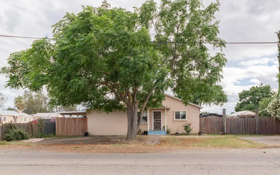 1209 W 6th, Hanford, CA 93230 - #2