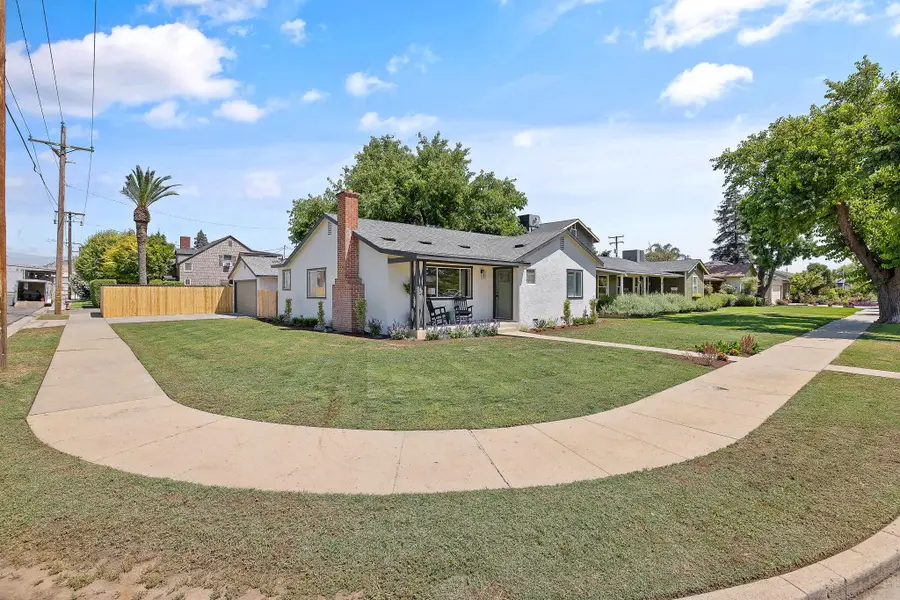 301 Lenox Avenue, Exeter, CA 93221 - #3