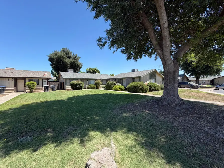 2520-2524 W Victor Avenue, Visalia, CA 93277 - #3