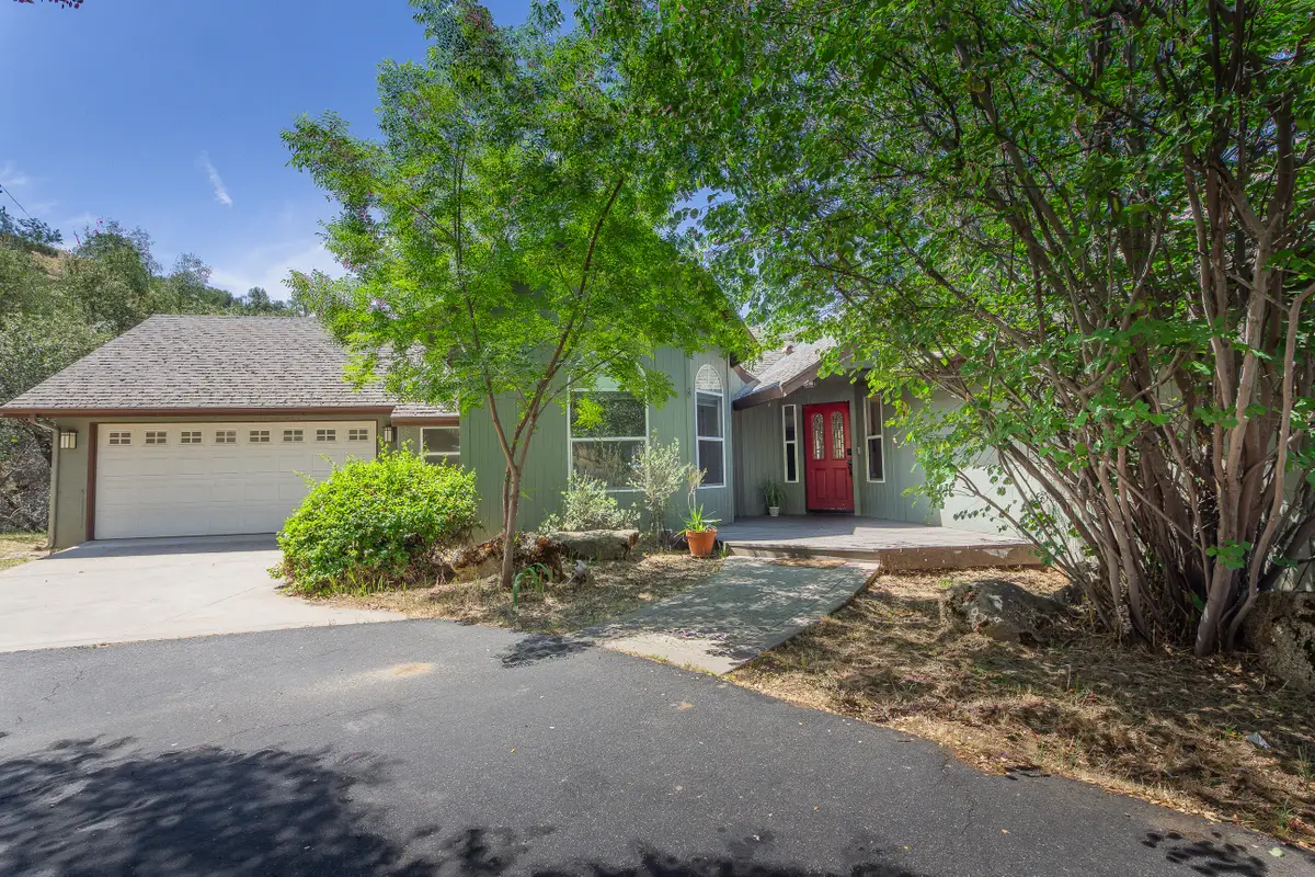 41041 Mynatt Drive, Three Rivers, CA 93271 - #1