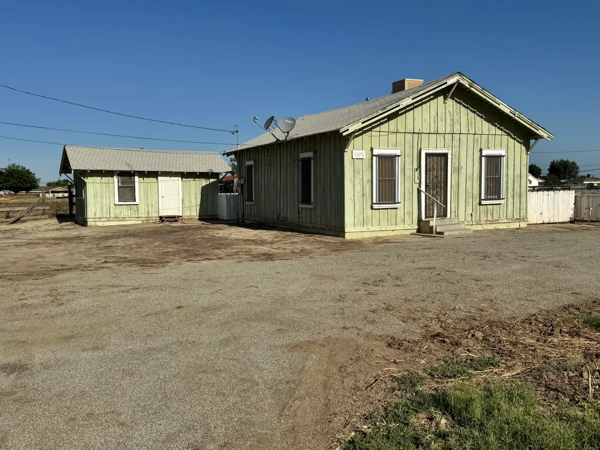 1109 N Jaye Street, Porterville, CA 93257 - #1