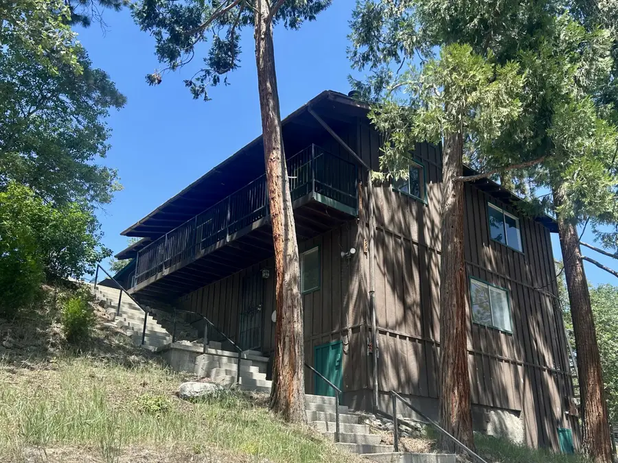 265 Fern Place, California Hot Springs, CA 93207 - #2