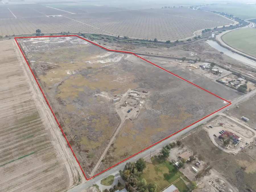 10257 24th Avenue, Lemoore, CA 93245 - #3
