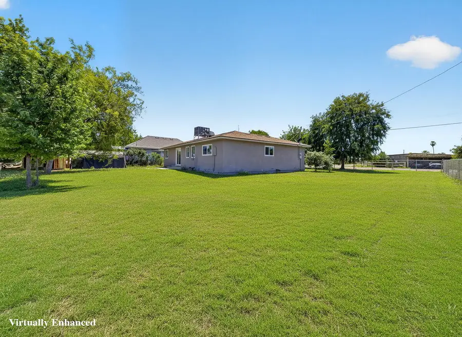 32598 NW Grandview Street, Visalia, CA 93291 - #2