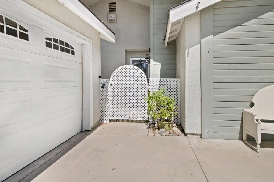 1421 E Castleview Drive, Visalia, CA 93292 - #3