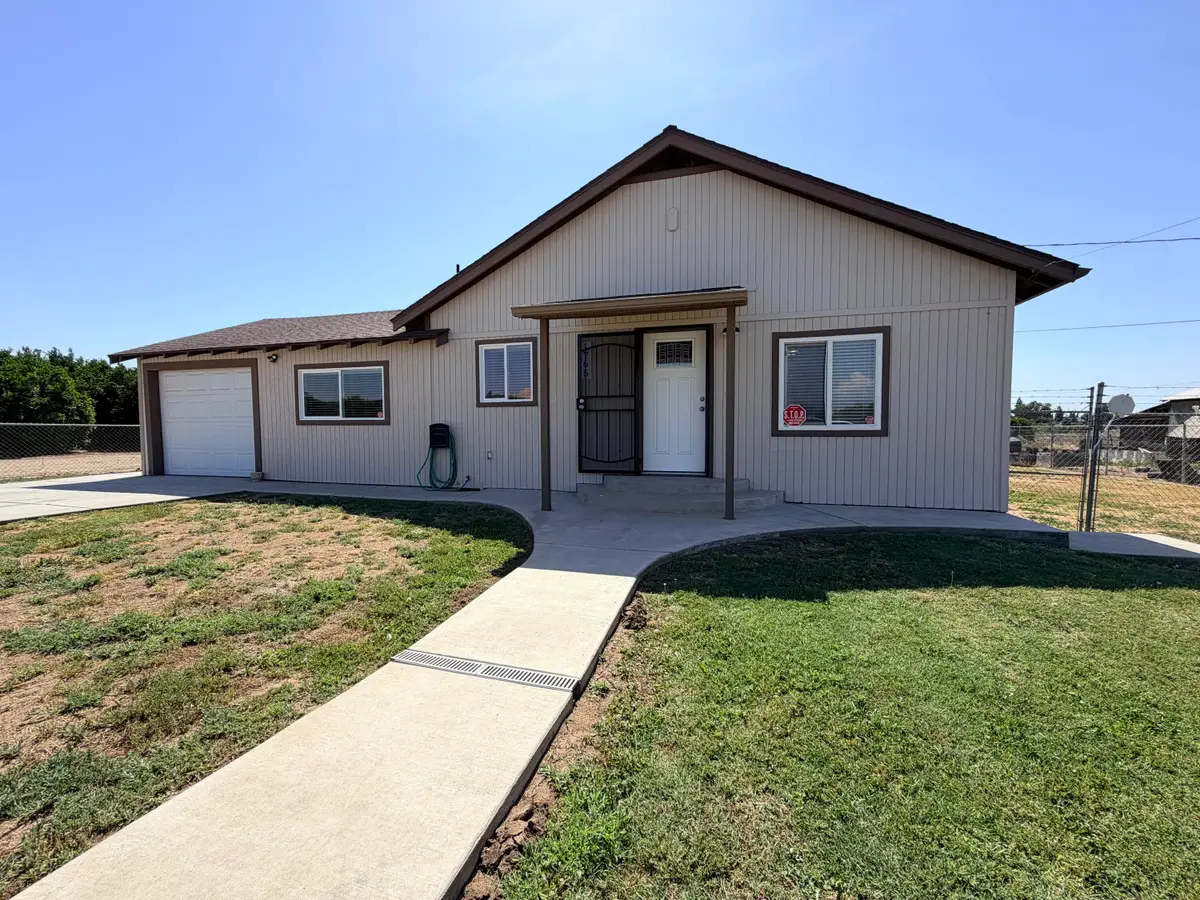 1765 S Crestview Street, Porterville, CA 93257 - #1