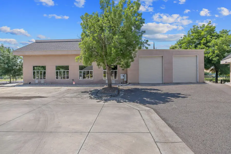 31862 Country Club Drive, Porterville, CA 93257 - #2