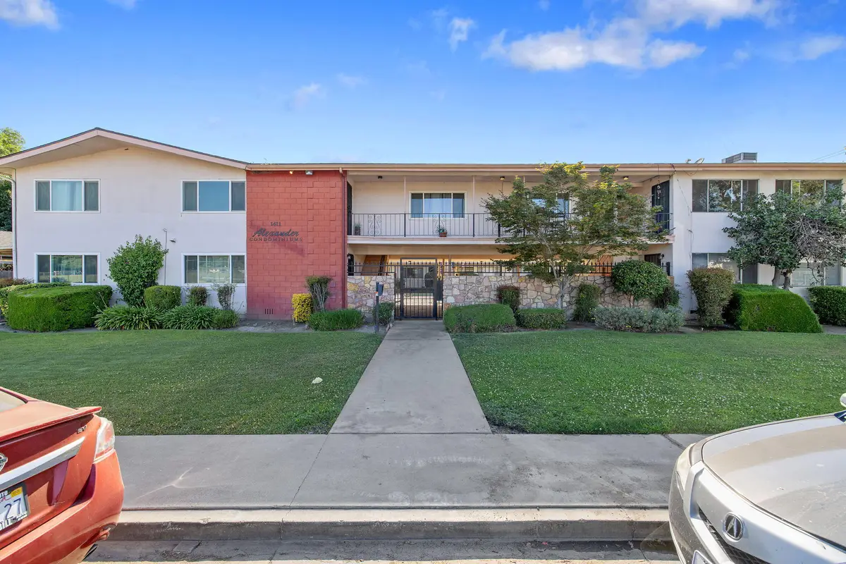 1411 S Divisadero Street, Visalia, CA 93277 - #1