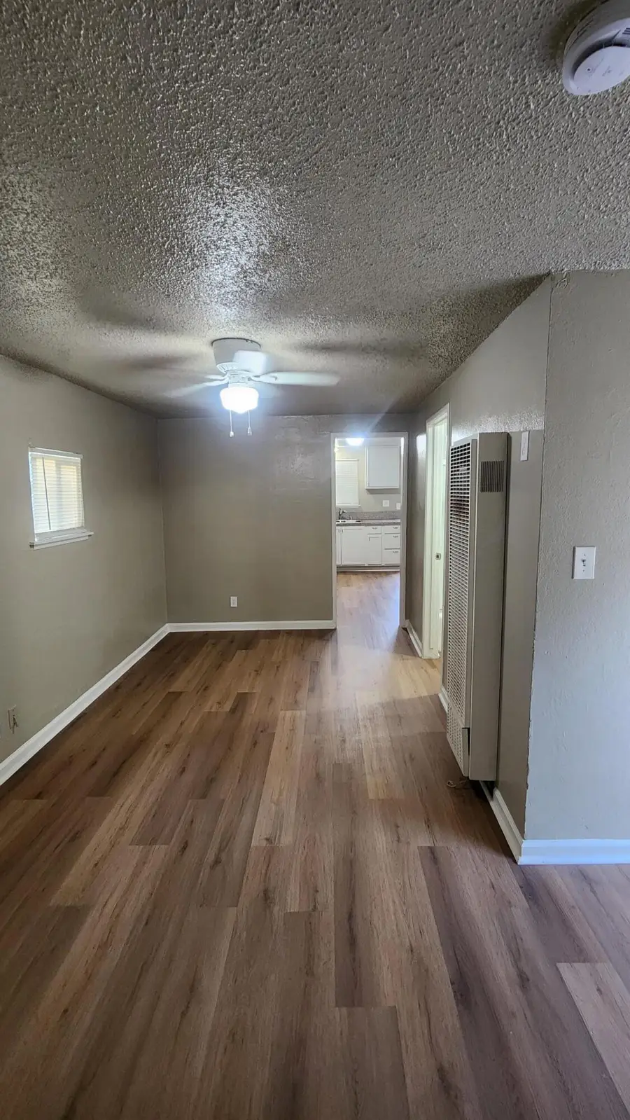 301 W Braden Avenue, Hanford, CA 93230 - #3