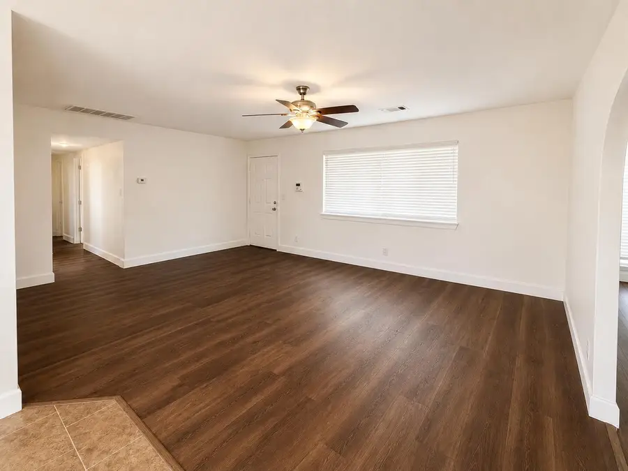 954 Martin Luther King Jr Avenue #Tulare, Tulare, CA 93274 - #2
