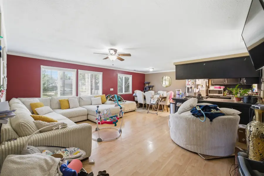 410 E Seeger Court, Visalia, CA 93277 - #3