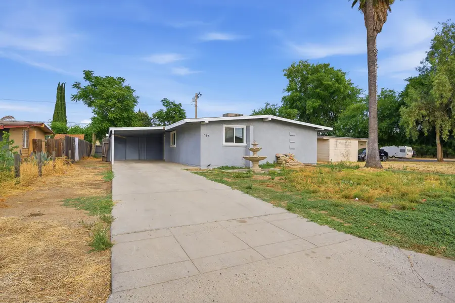 756 S Oliver Street, Tulare, CA 93274 - #2