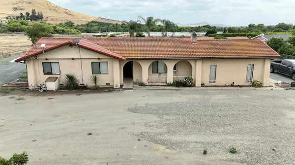 25635 Ave 220, Lindsay, CA 93247