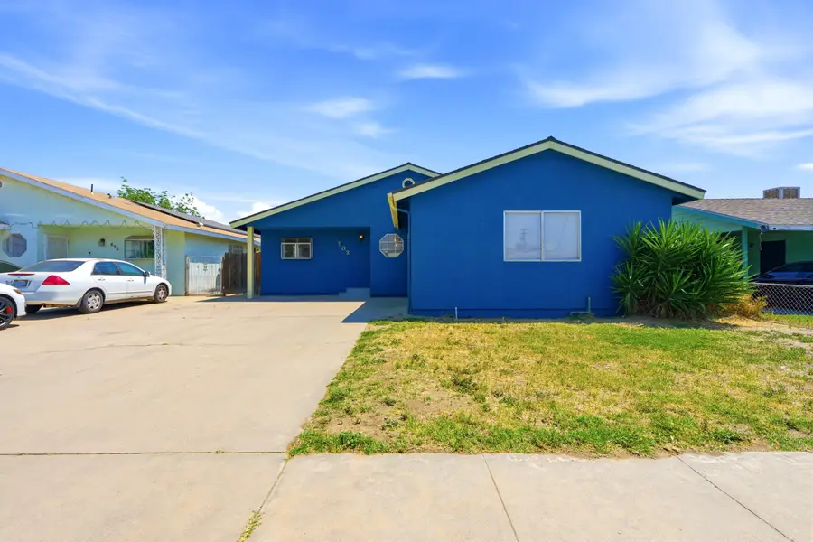 632 S T Street, Tulare, CA 93274 - #2