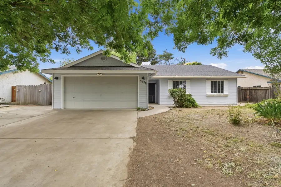 3626 S Chatham Court, Visalia, CA 93277 - #2