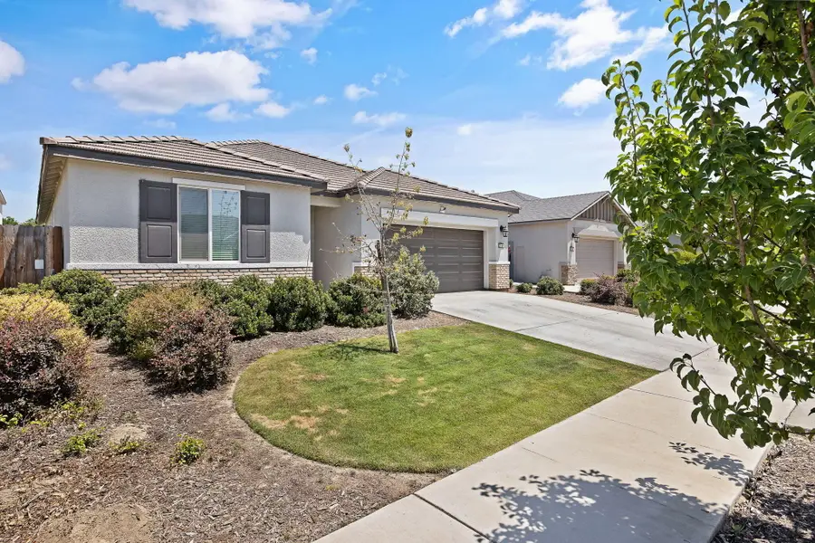 3518 E Laura Court, Visalia, CA 93292 - #3