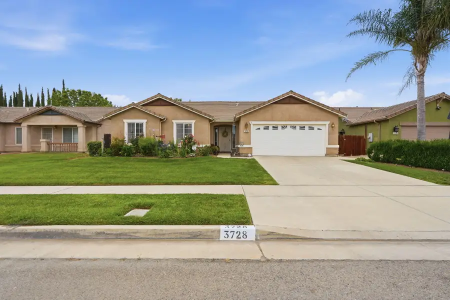 3728 E School Avenue, Visalia, CA 93292 - #3