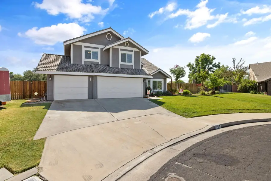 299 Orange Court, Hanford, CA 93230 - #2