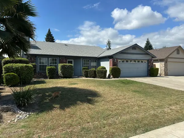 5847 W Tempe Avenue, Visalia, CA 93277