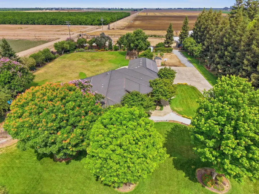 14255 Redbud Drive, Tulare, CA 93274 - #2