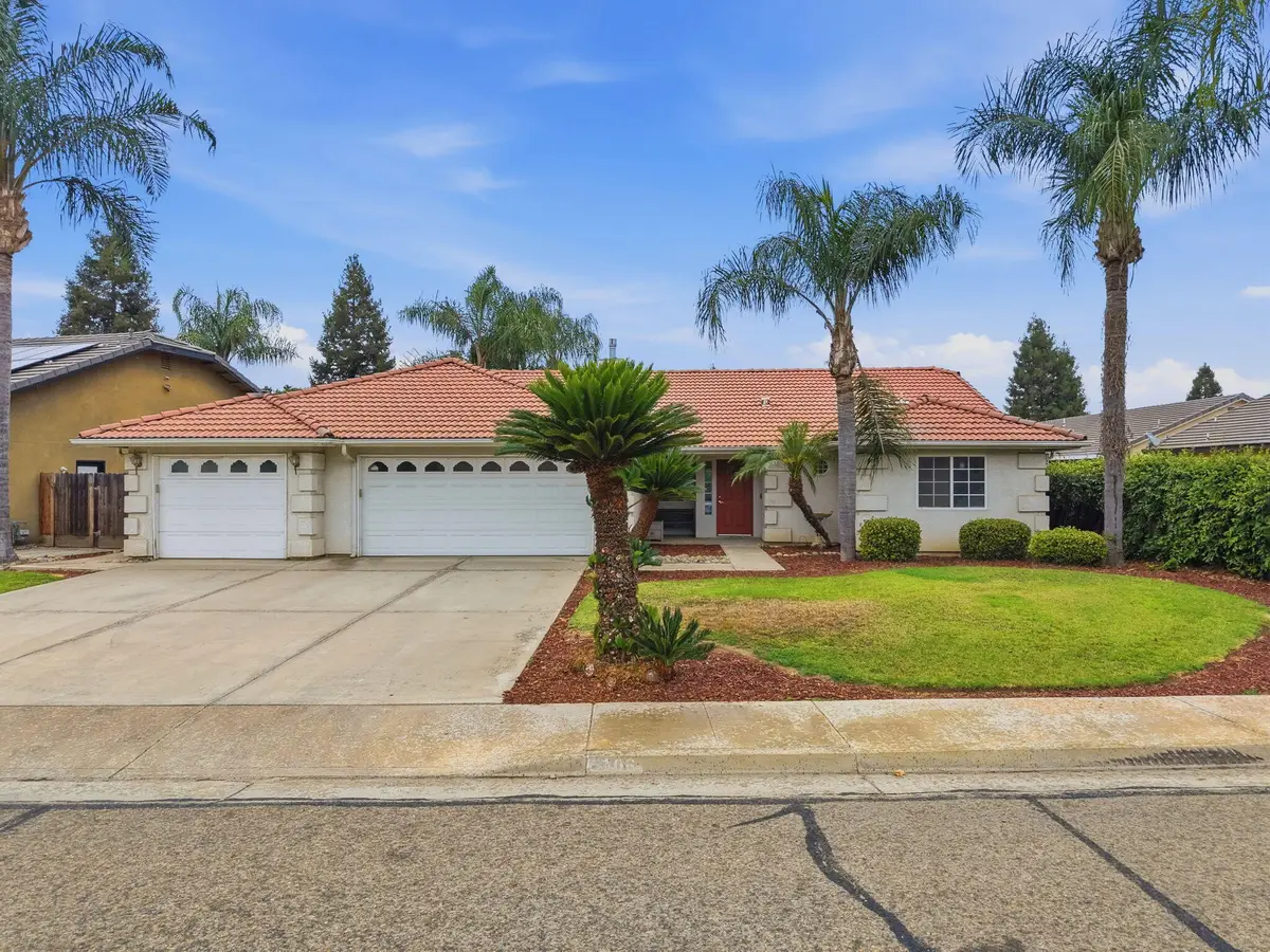 4106 E Westcott Avenue, Visalia, CA 93292 - #1