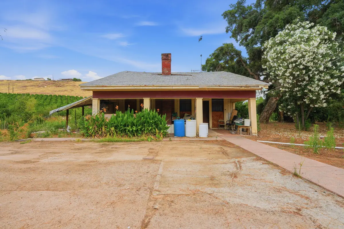 23134 Round Valley Drive, Lindsay, CA 93247 - #1