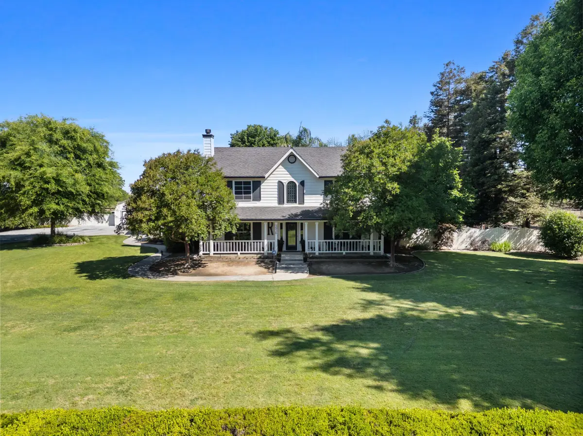 1936 W Tollin Road, Tulare, CA 93274 - #1