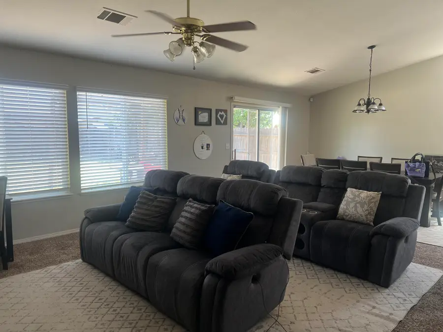 1538 W Picadilly Court W, Hanford, CA 93230 - #2