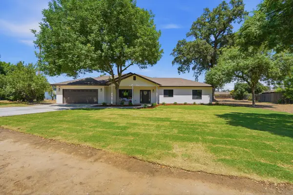 208 N Linwood Street N, Visalia, CA 93291