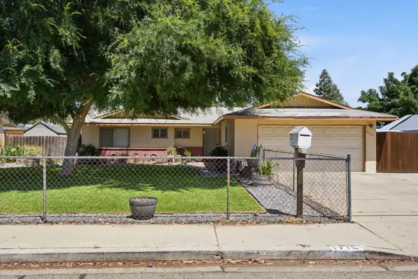 1716 S Santa Fe Street, Visalia, CA 93292