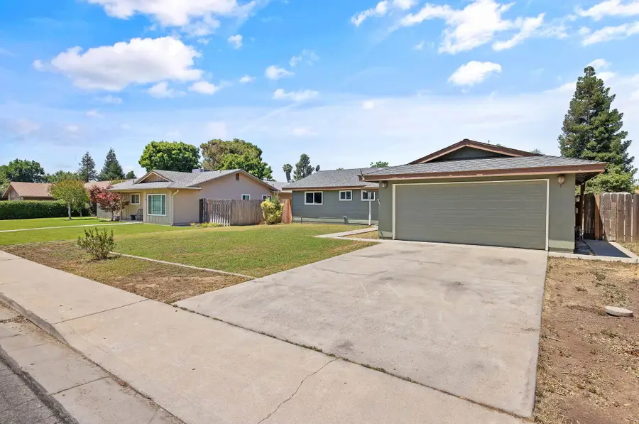 506 S Francis, Exeter, CA 93221 - #3