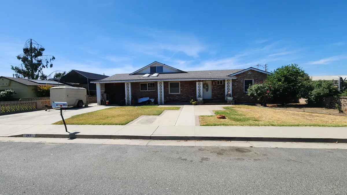243 W Lois Avenue, Tulare, CA 93274 - #1