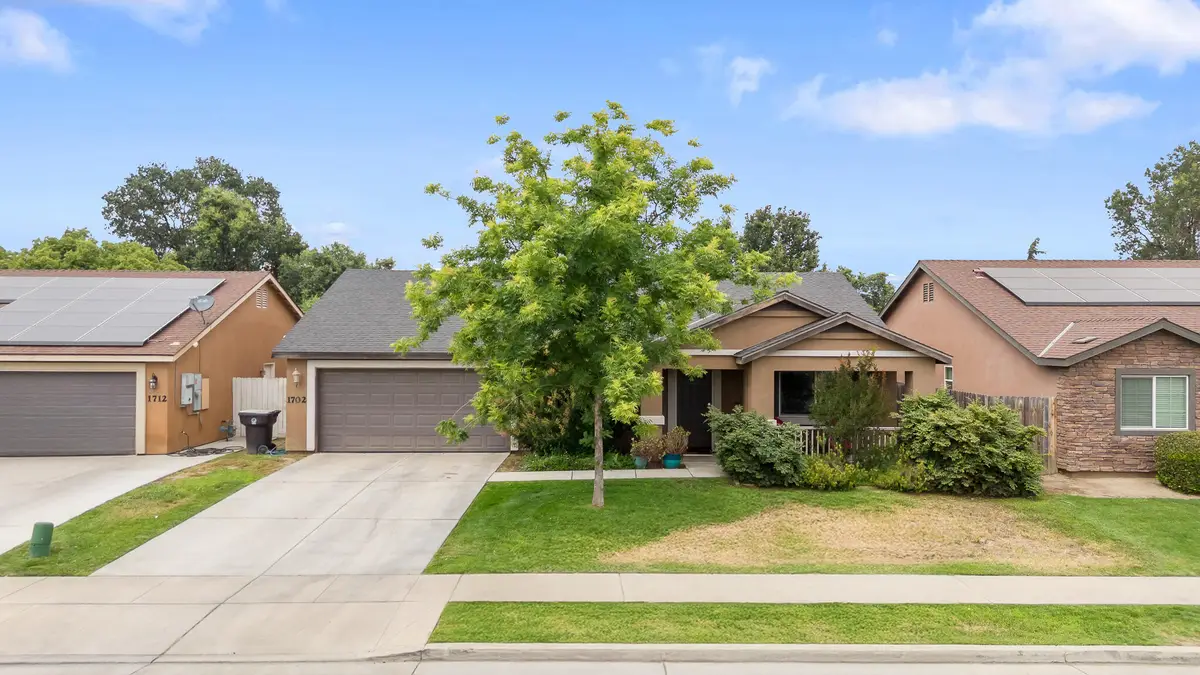 1702 Capistrano Avenue, Tulare, CA 93274 - #1