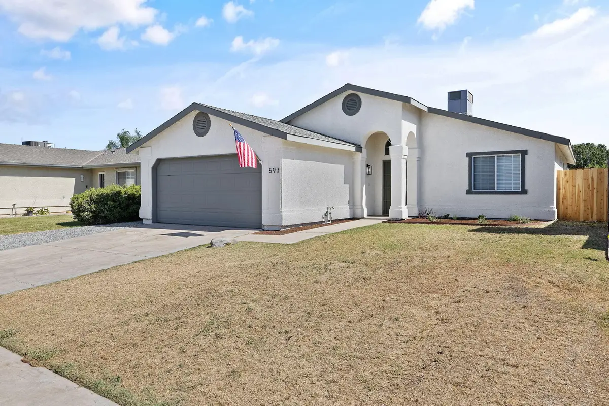 593 Peachwood, Tulare, CA 93274 - #1