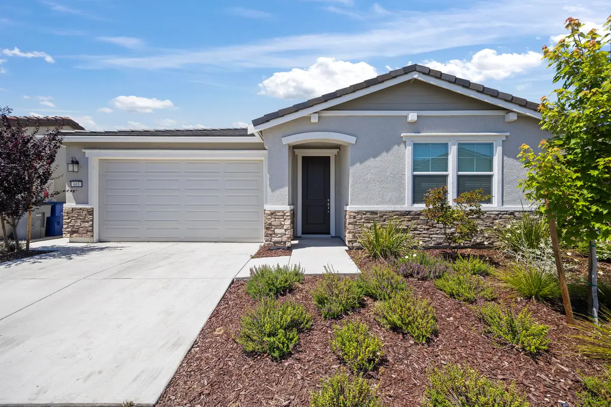 603 N Filbert Avenue, Fresno, CA 93727 - #1