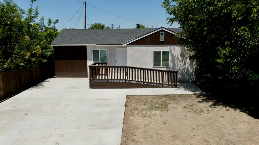 1012 E Mineral King Avenue, Visalia, CA 93292 - #2