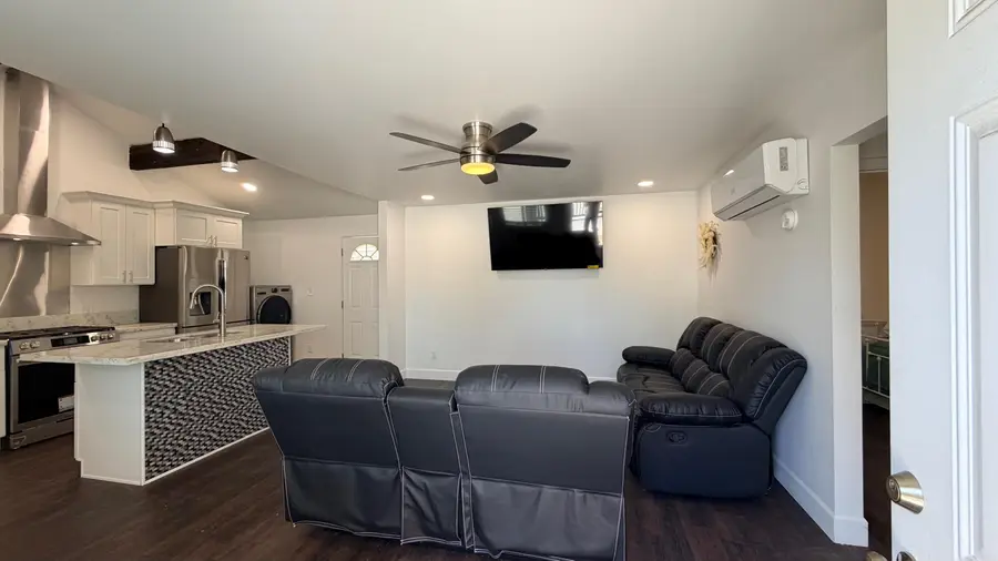 1012 E Mineral King Avenue, Visalia, CA 93292 - #3