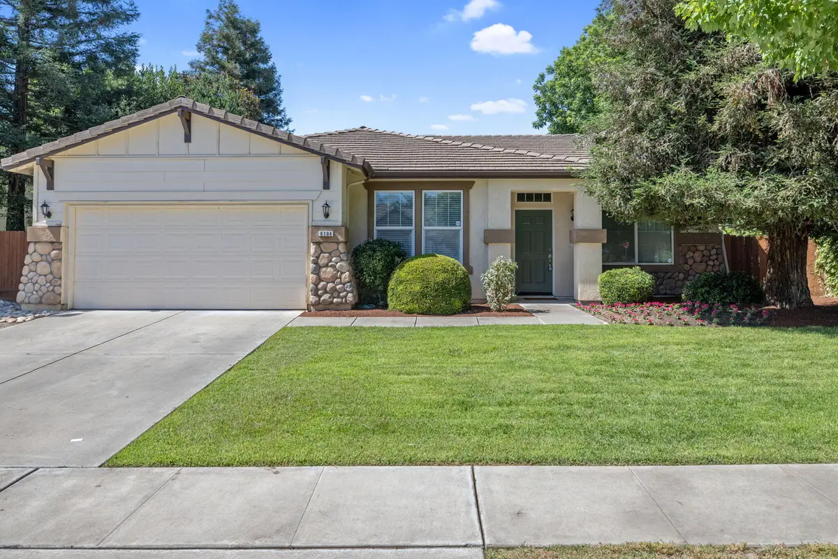 6104 W Laura Avenue, Visalia, CA 93277 - #1