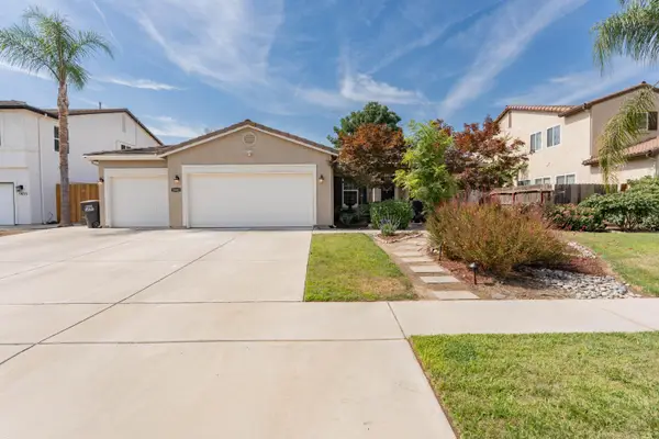5843 W Clinton Avenue, Visalia, CA 93291