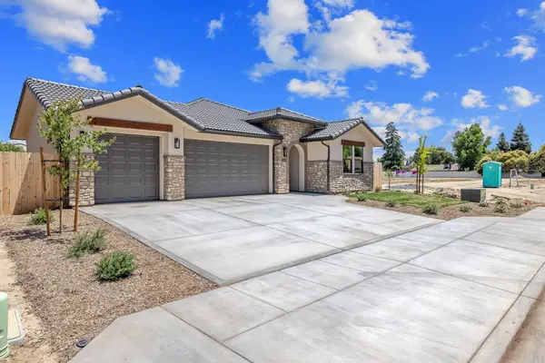 1024 N Rono Street, Visalia, CA 93291