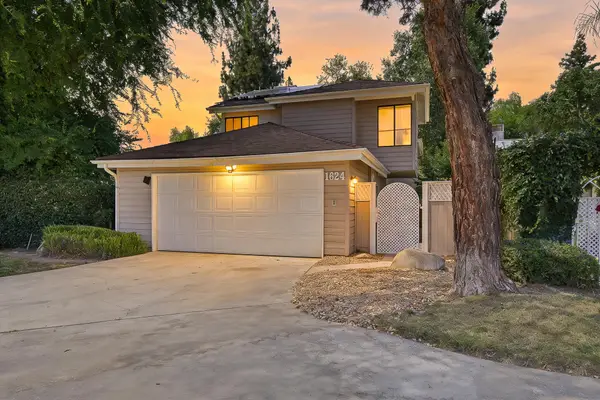 1624 E Castleview Drive, Visalia, CA 93292