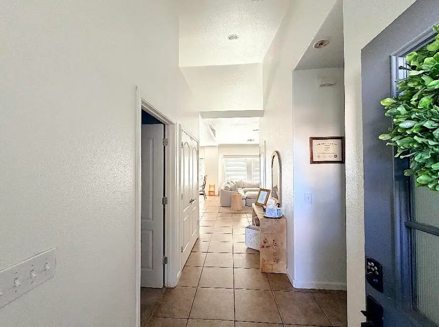 1333 Butte Street, Tulare, CA 93274 - #2