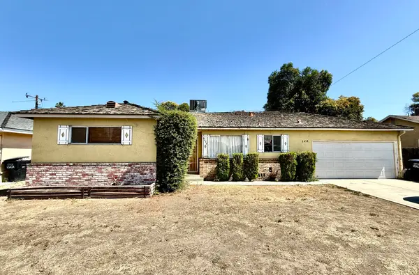 2438 W Walnut Avenue, Visalia, CA 93277