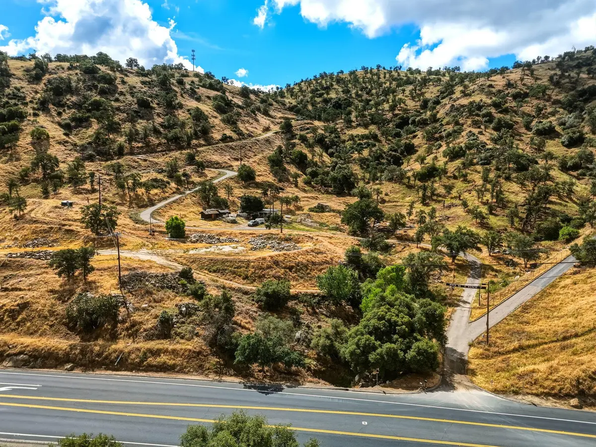34455 N Sierra Drive, Lemon Cove, CA 93244 - #1