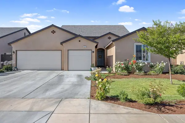 1977 Sherbrook Avenue, Tulare, CA 93274