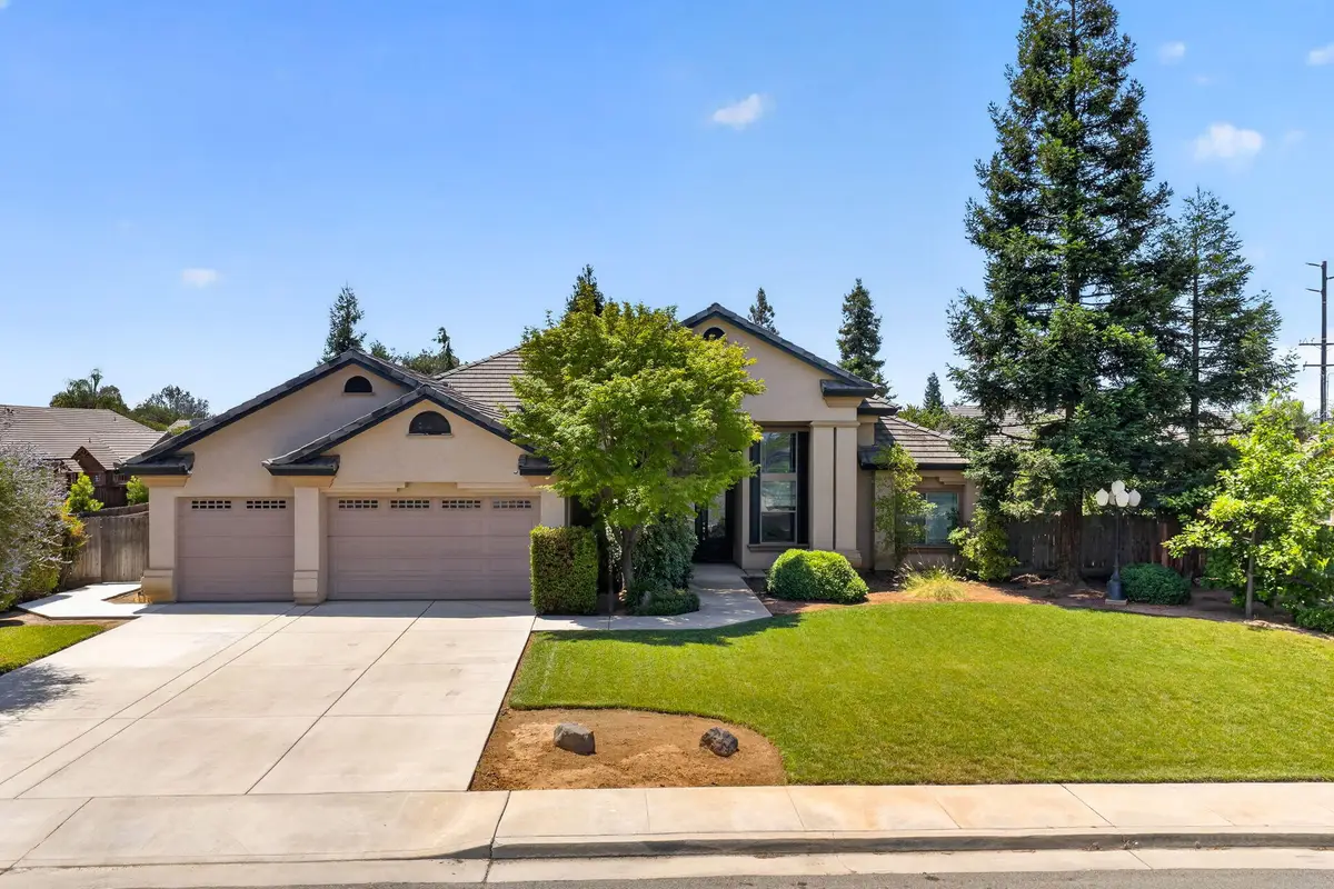 1567 Shelly Lane, Porterville, CA 93257 - #1